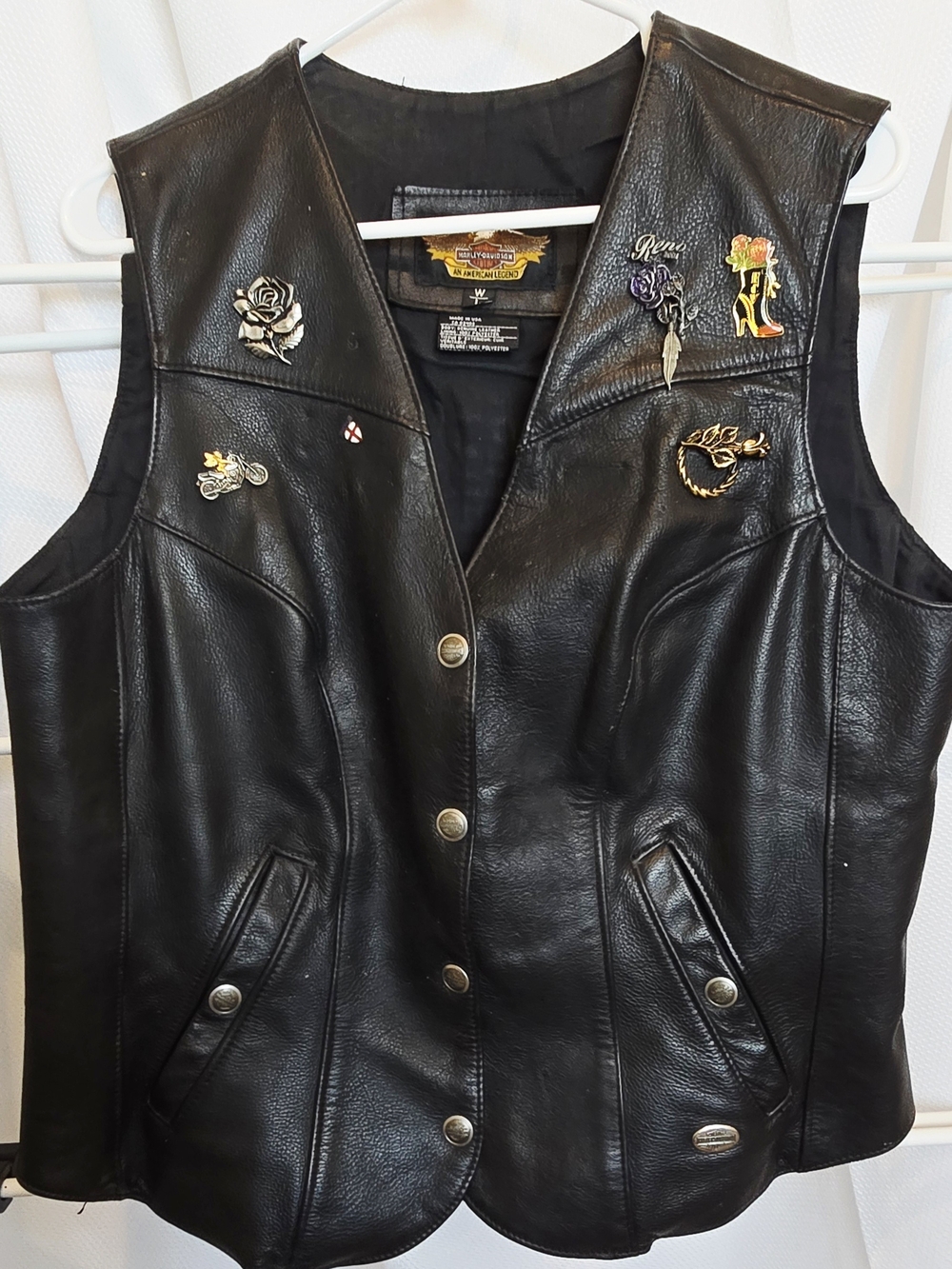 Harley-Davidson Black Leather Vest with Logo Patch And Pins Sz WL
